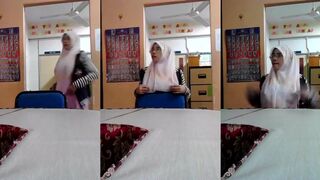 معليم في الجامعة بريدني اشلح قدامه