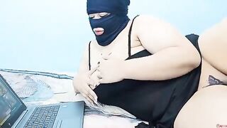 رانية عازمة حبيبها على  ليلة حارة من النيك