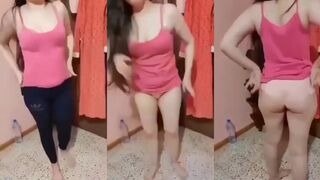 عليها فلقة طيب مدورة تشهي النياكة
