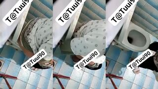 فيديو تجسس المحارم في الحمام