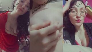 تجميعة 3 مقاطع لمراهقة تصور و تبعت لحبيبها تبوسة و تعصر في بزازها و احلي ايحاء