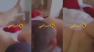 خليجية سادية وهيجانة علي الاخر جايبة راجل خول علشان يلحس لها في كثها الملبن
