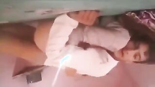 واحد عوكة بيعمل سكس رومانسي مع ملكة جمال لبنان