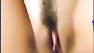 كسها جايته الدوره عشان كدا بتنتاك في طيزها