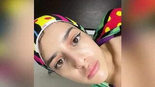 بنت عربية محجبة بتنيك طيزها بزبر طويل جدا