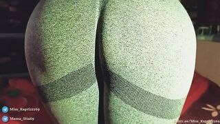 أختي الستيب نزلت الليجنز وبتضايقني بكسها المبلول
